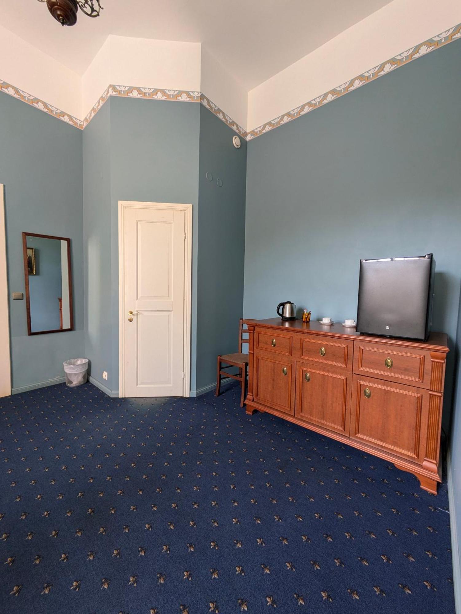 Palmse Manor Guesthouse Bilik gambar